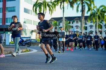 Runner Photo 1672583