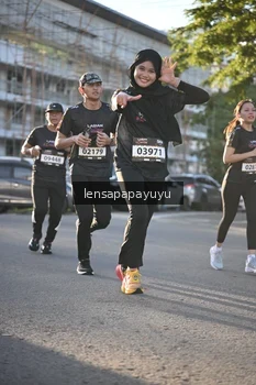 Runner Photo 1672591