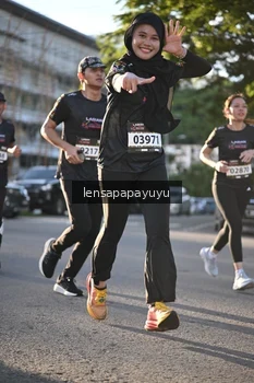 Runner Photo 1672600
