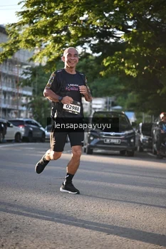 Runner Photo 1672622