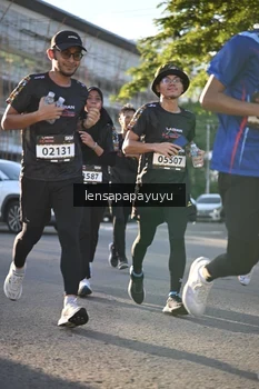 Runner Photo 1672736