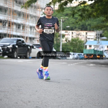 Runner Photo 1672788