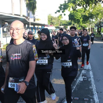 Runner Photo 1672803
