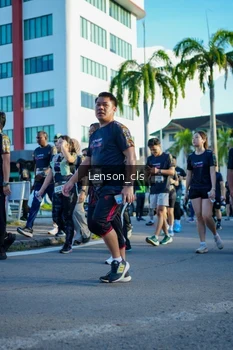 Runner Photo 1672808