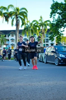 Runner Photo 1672897