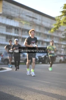 Runner Photo 1672969