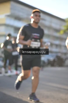 Runner Photo 1673044