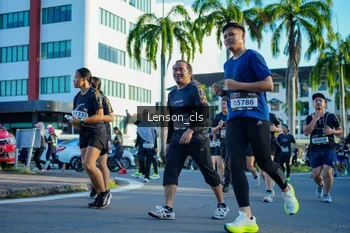 Runner Photo 1673055