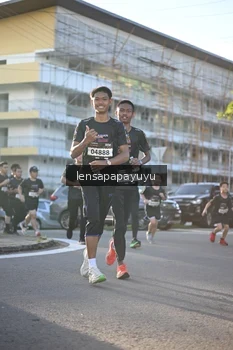 Runner Photo 1673061