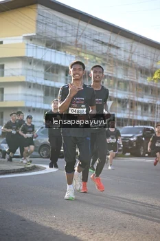 Runner Photo 1673063