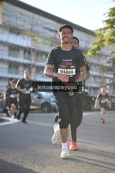 Runner Photo 1673079