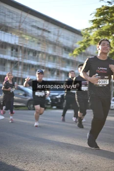 Runner Photo 1673087