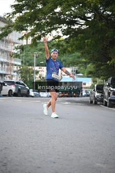 Runner Photo 1673100