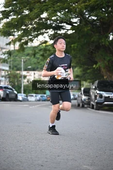 Runner Photo 1673146