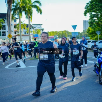 Runner Photo 1673180