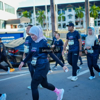 Runner Photo 1673209