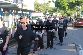 Runner Photo 1673218