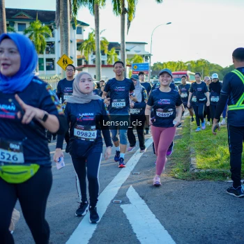 Runner Photo 1673220