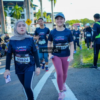 Runner Photo 1673224