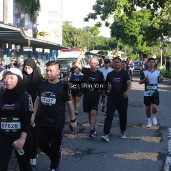 Runner Photo 1673236