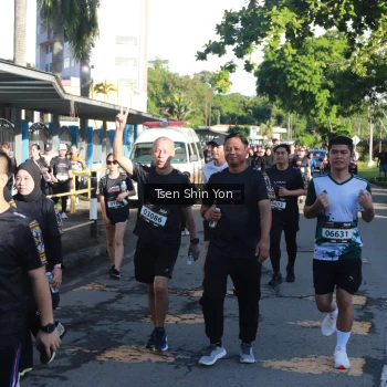 Runner Photo 1673241