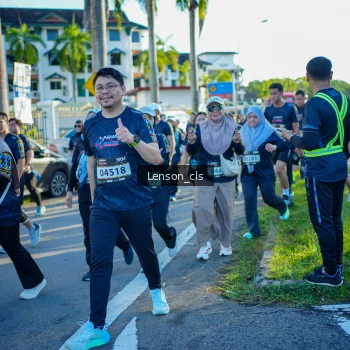 Runner Photo 1673246
