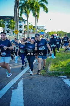 Runner Photo 1673277