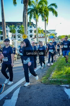 Runner Photo 1673286