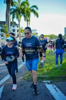 Runner Photo 1673300