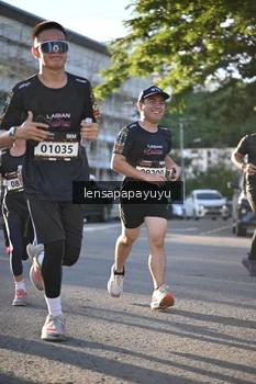 Runner Photo 1673301