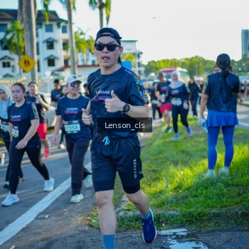 Runner Photo 1673309