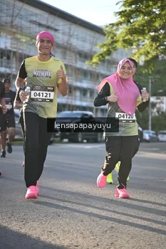 Runner Photo 1673328