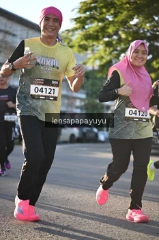 Runner Photo 1673345