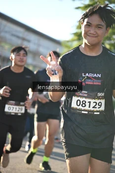 Runner Photo 1673428