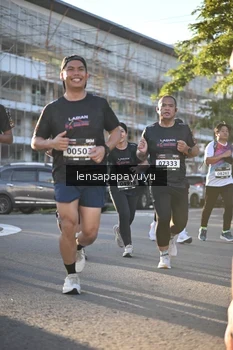 Runner Photo 1673460