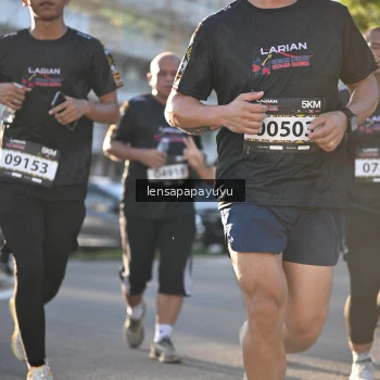 Runner Photo 1673472