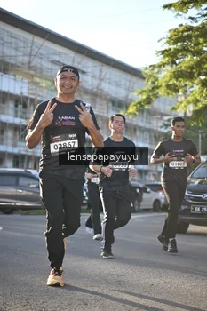 Runner Photo 1673484