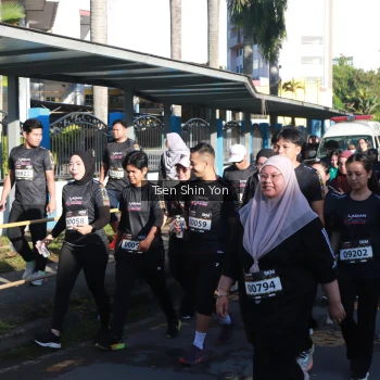 Runner Photo 1673502