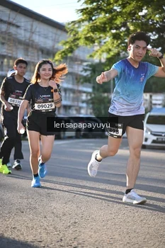 Runner Photo 1673551