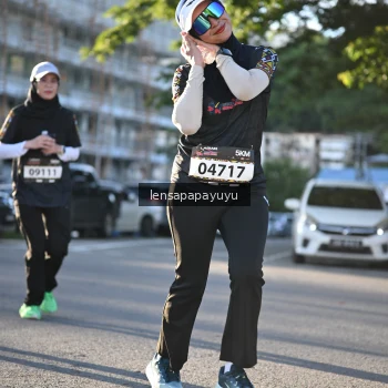 Runner Photo 1673617