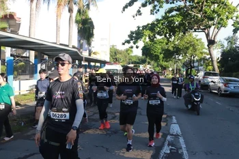 Runner Photo 1673622