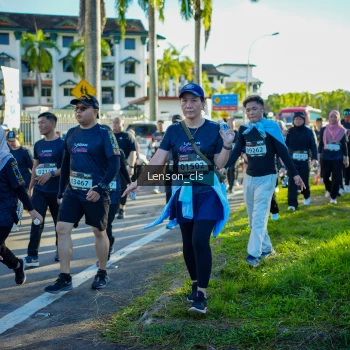 Runner Photo 1673669