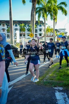 Runner Photo 1673670