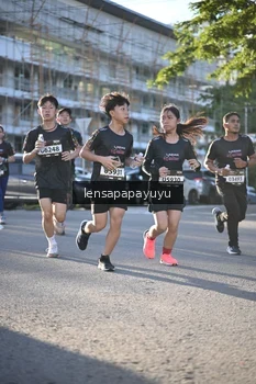Runner Photo 1673690