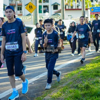 Runner Photo 1673738
