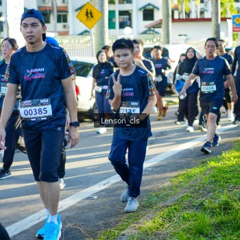 Runner Photo 1673739