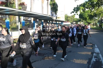 Runner Photo 1673755