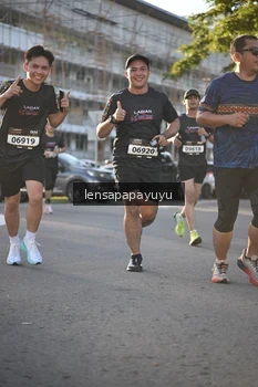 Runner Photo 1673780