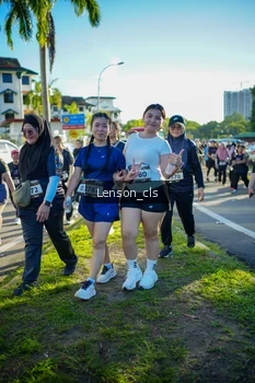 Runner Photo 1673882