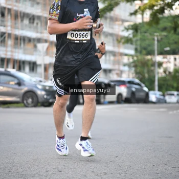 Runner Photo 1673969